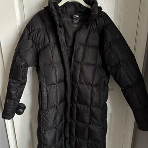 North Face Ladies Black Quilted Hooded Coat